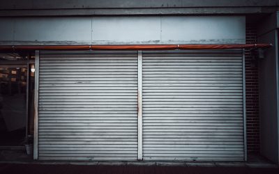 ¿Cómo actuar frente a los okupas en un local comercial?